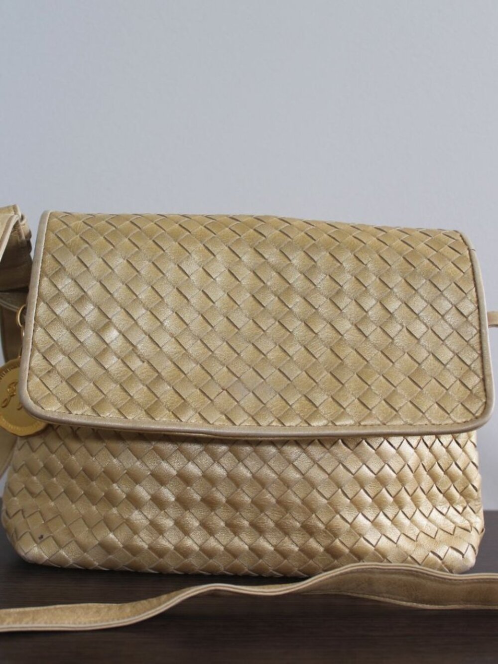 Vintage Jay Herbert Cream Woven Leather Crossbody Bag Gold Charm Flap Chic